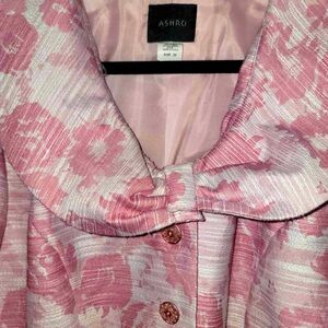 Pink floral skirt set by Astro